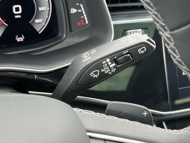 2023 Audi Q8 Premium 55 TFSI quattro