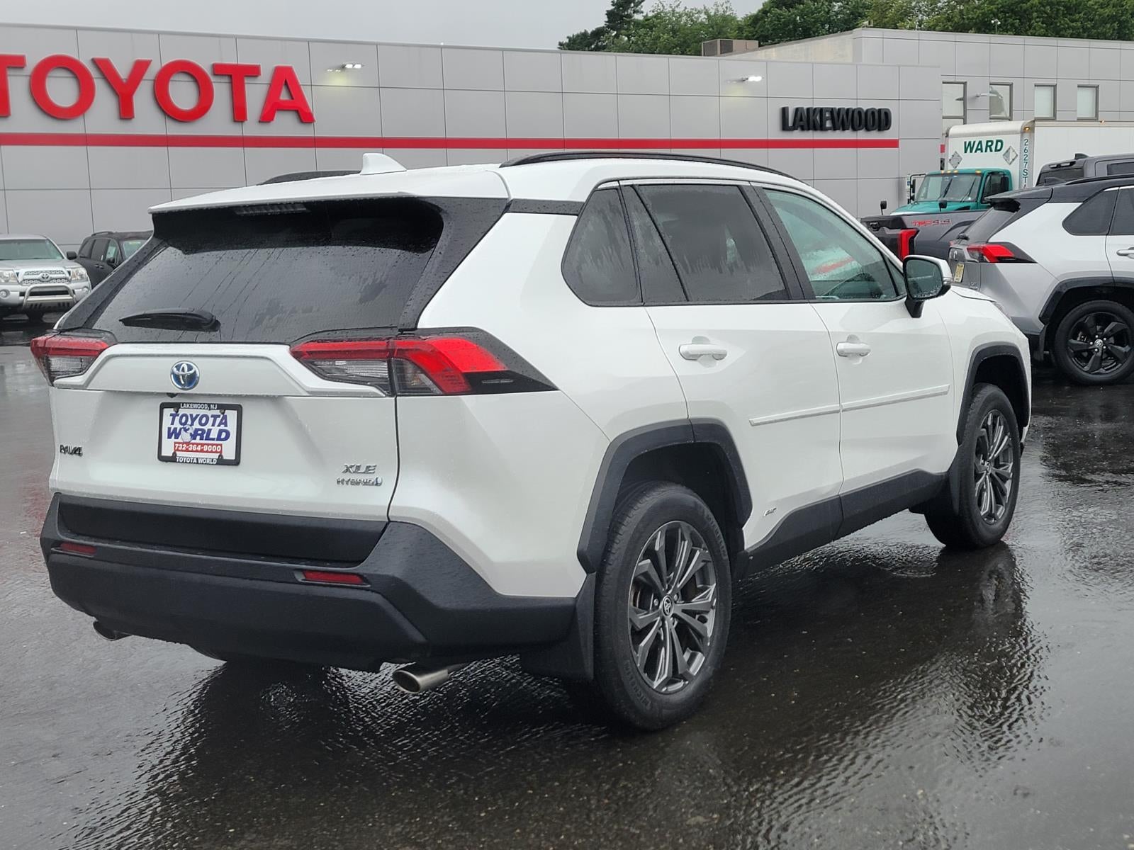 2024 Toyota RAV4 XLE Premium