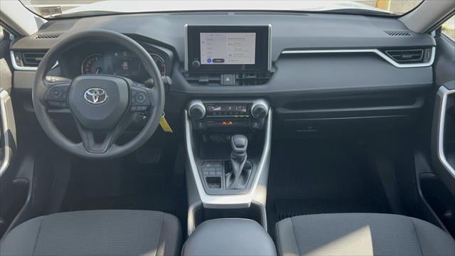 2023 Toyota RAV4 LE AWD (Natl)