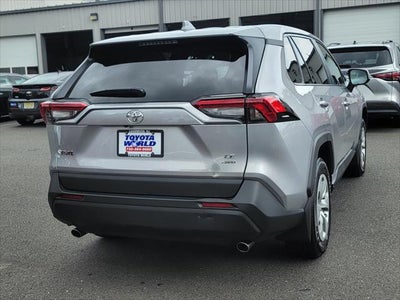 2023 Toyota RAV4 LE