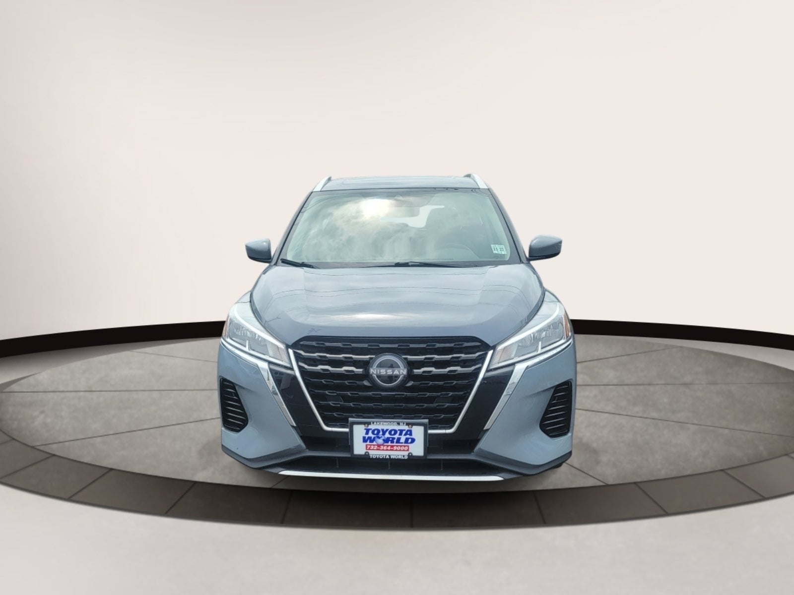 2023 Nissan Kicks SV