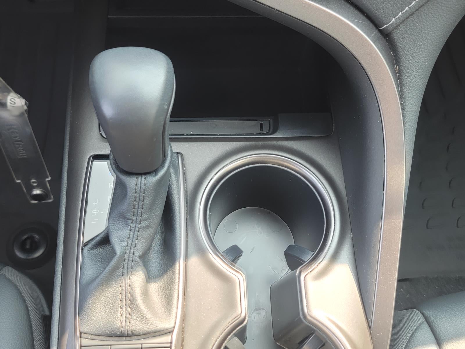 2024 Toyota Camry SE Auto (Natl)