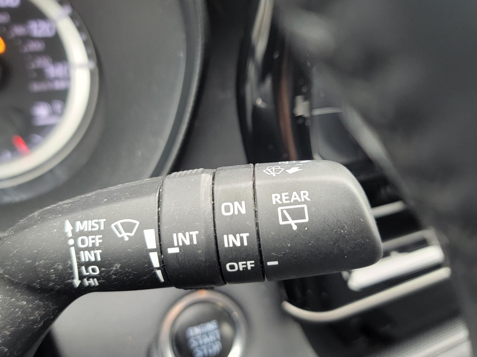 2020 Toyota Highlander LE