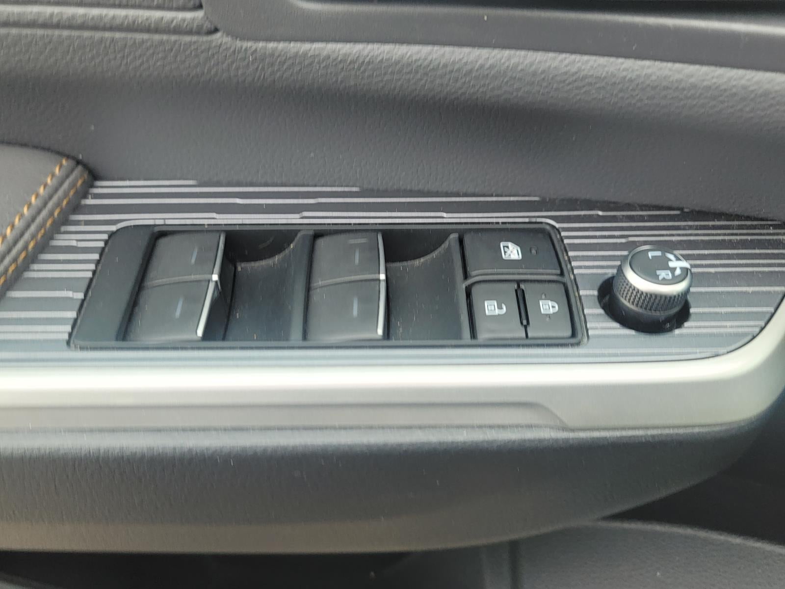 2023 Toyota Sienna Woodland Edition