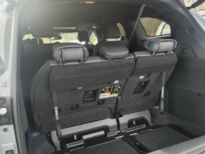 2023 Toyota Sienna Woodland Edition