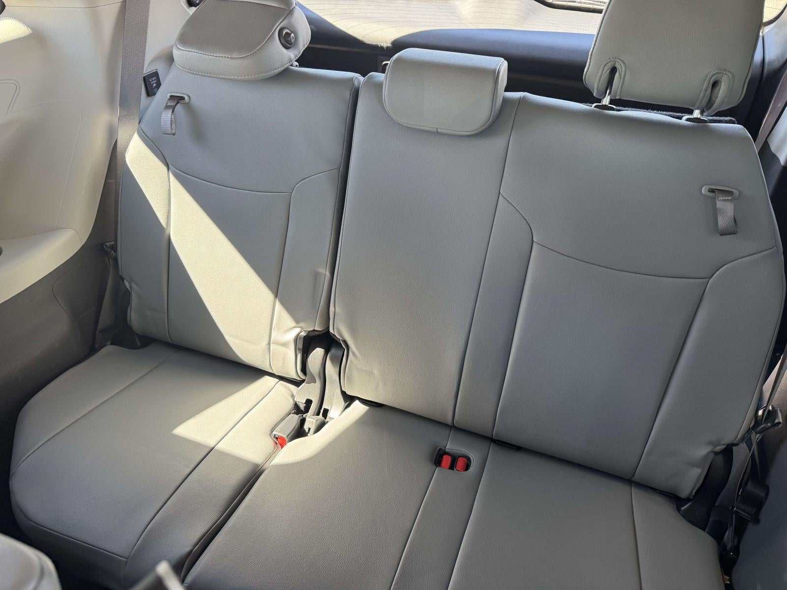2024 Toyota Sienna XLE FWD 8-Passenger (Natl)