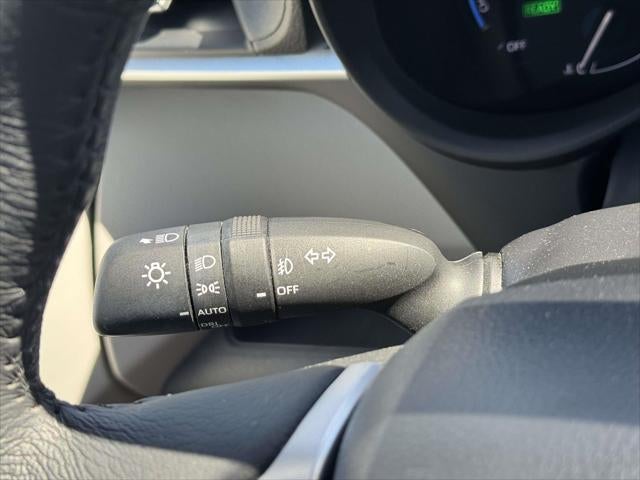 2024 Toyota Sienna XLE FWD 8-Passenger (Natl)