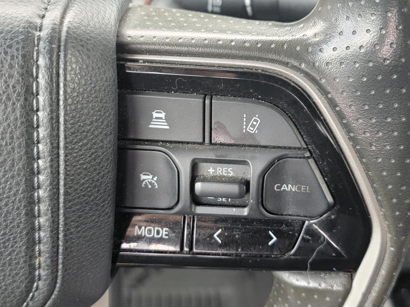 2022 Toyota Tundra 4WD SR5