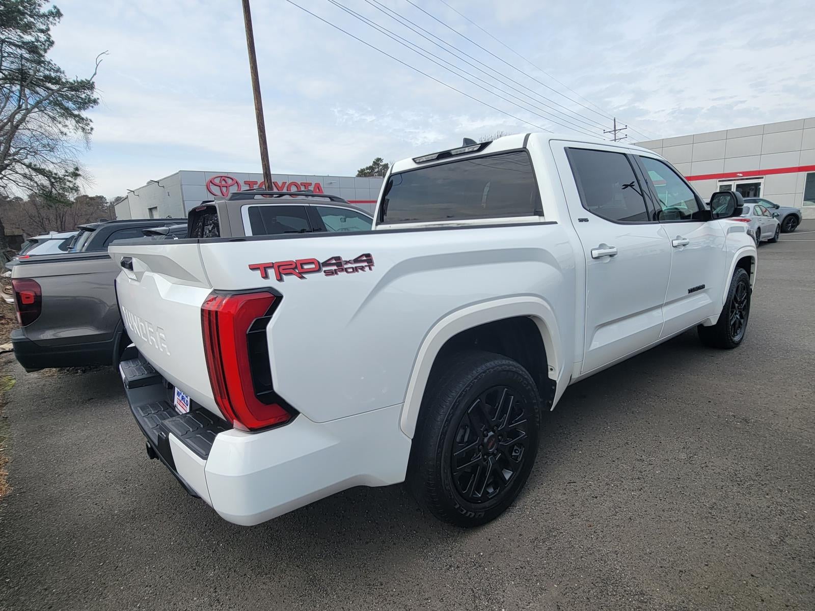 2023 Toyota Tundra 4WD SR5