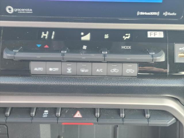 2022 Toyota Tundra 4WD SR5