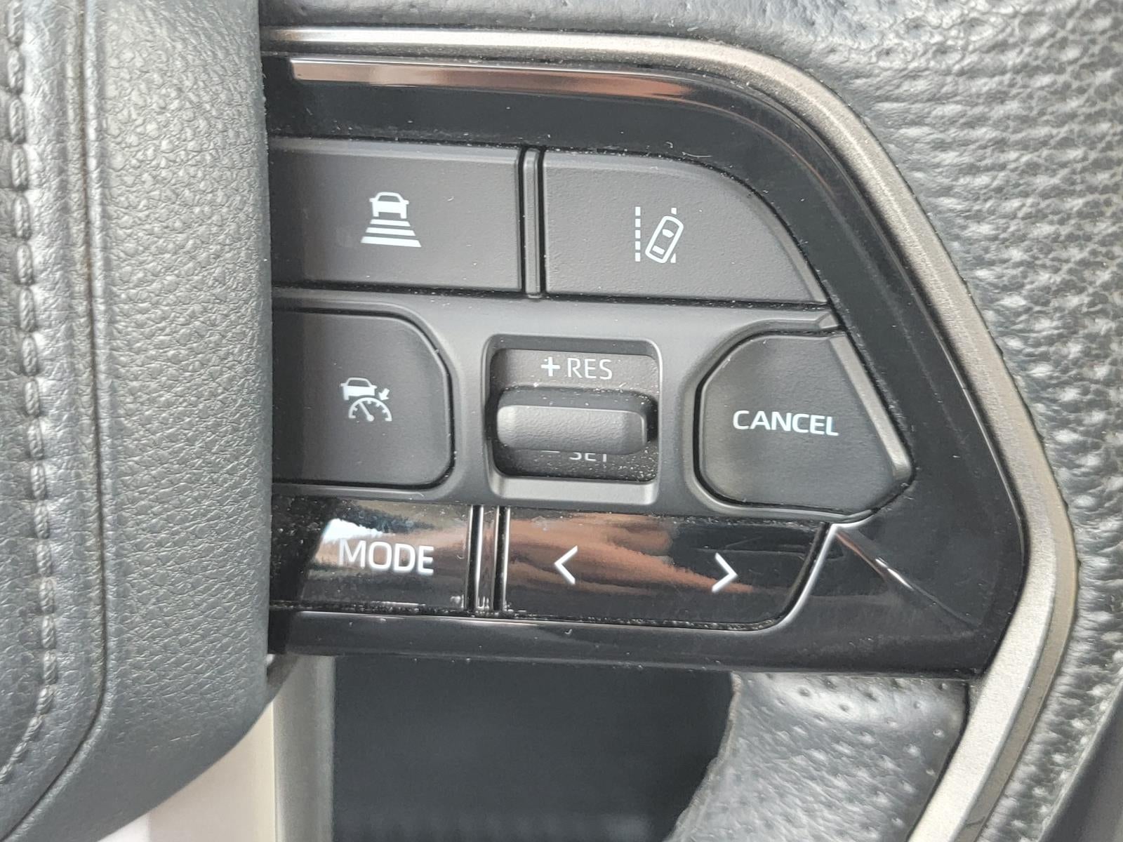 2023 Toyota Tundra 4WD SR5