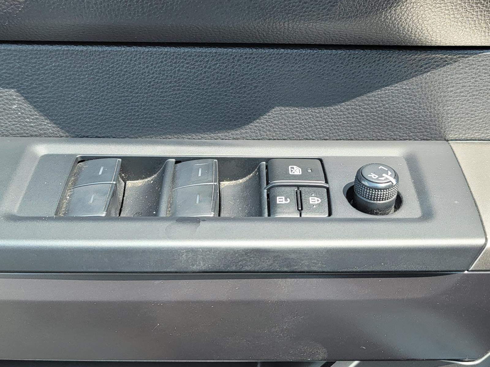 2023 Toyota Tundra 4WD SR5