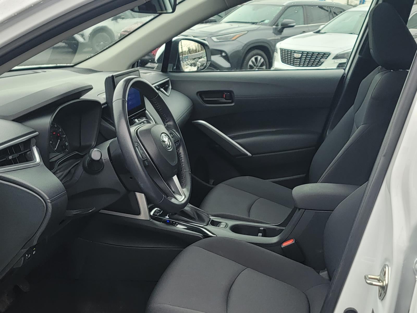 2024 Toyota Corolla Cross LE