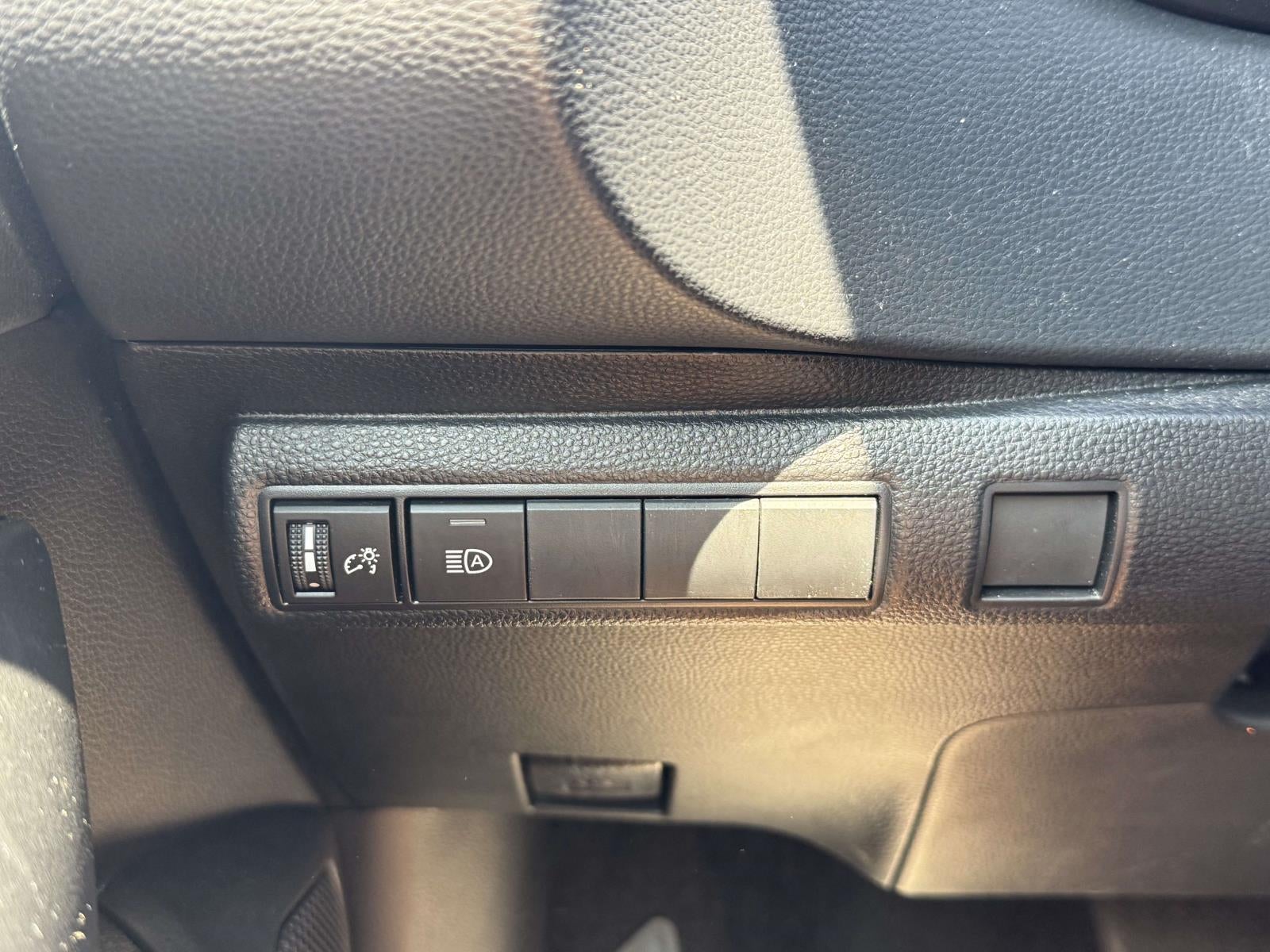 2023 Toyota Corolla LE CVT (Natl)