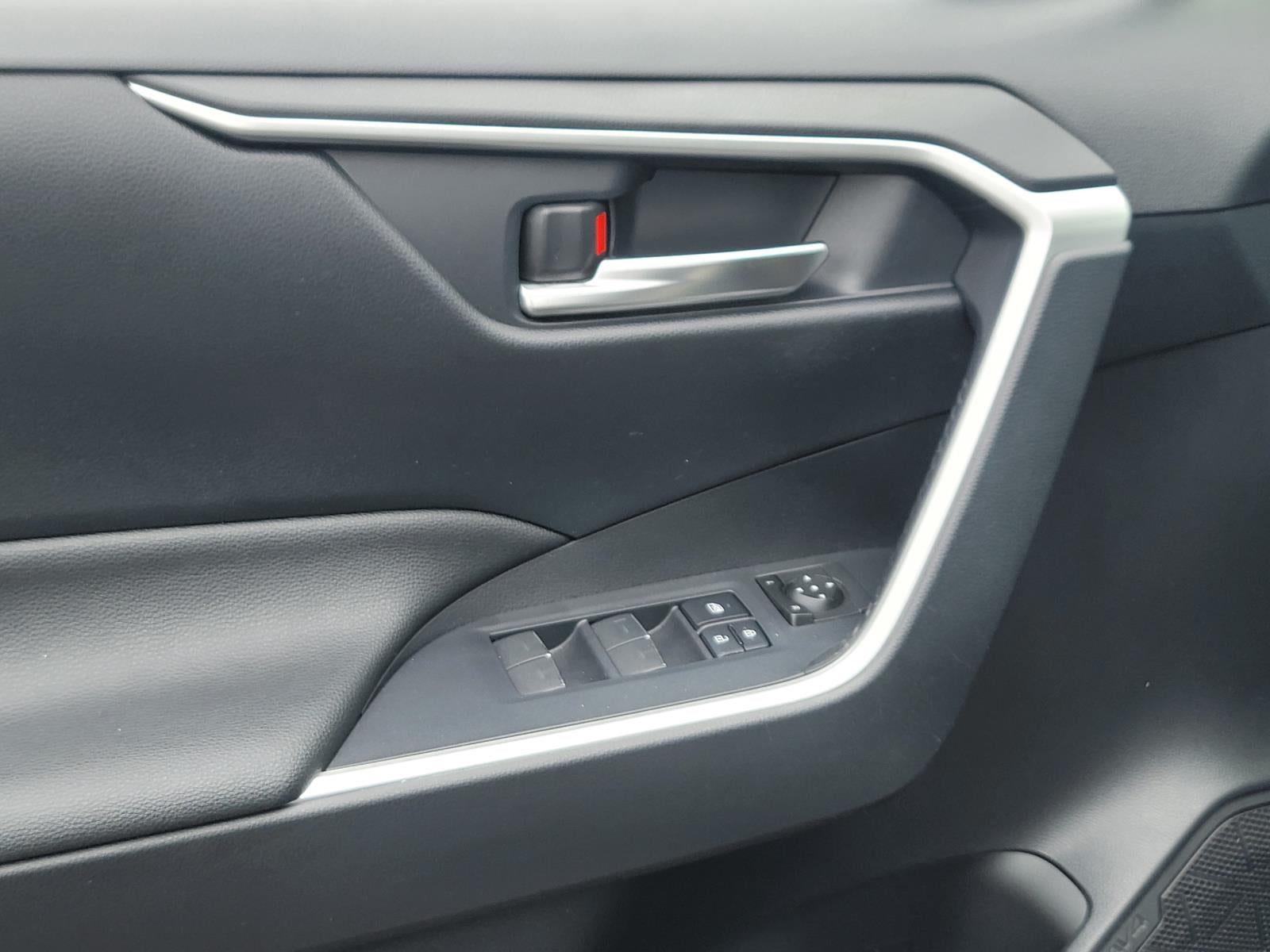 2024 Toyota RAV4 Prime SE