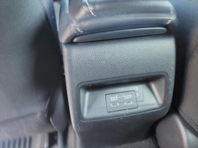 2023 Toyota Corolla Hatchback SE