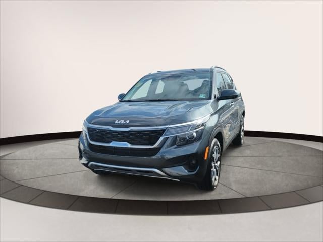 2023 Kia Seltos EX