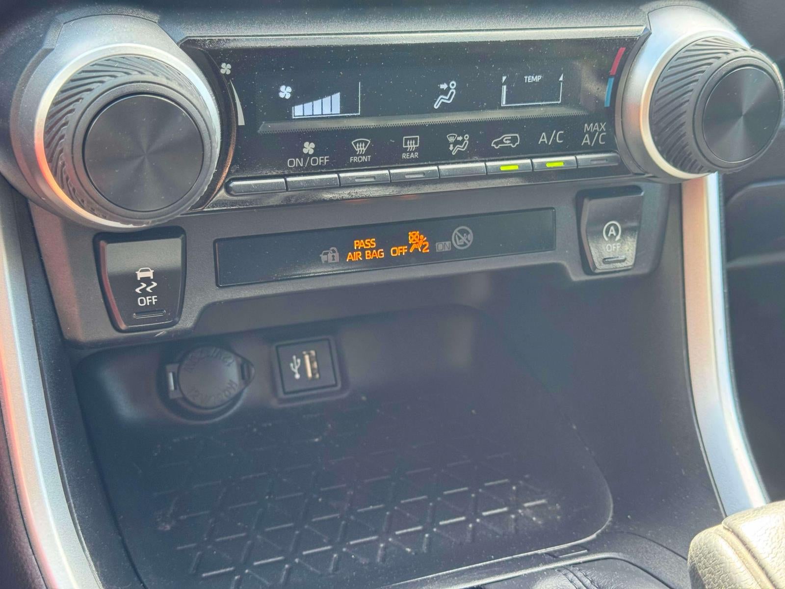 2023 Toyota RAV4 LE AWD (Natl)