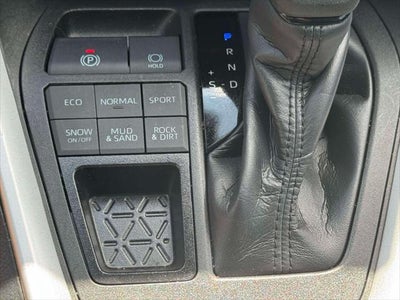 2023 Toyota RAV4 LE AWD (Natl)
