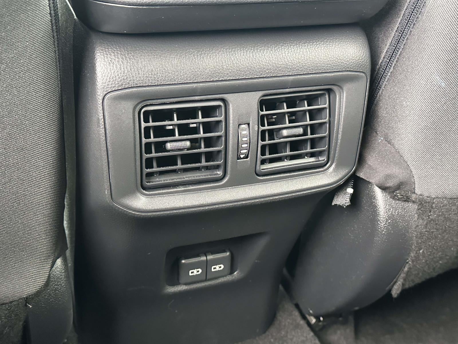 2023 Toyota RAV4 XLE AWD (Natl)