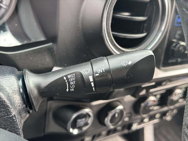 2019 Toyota Tacoma 4WD TRD Sport Double Cab 5' Bed V6 MT (Natl)