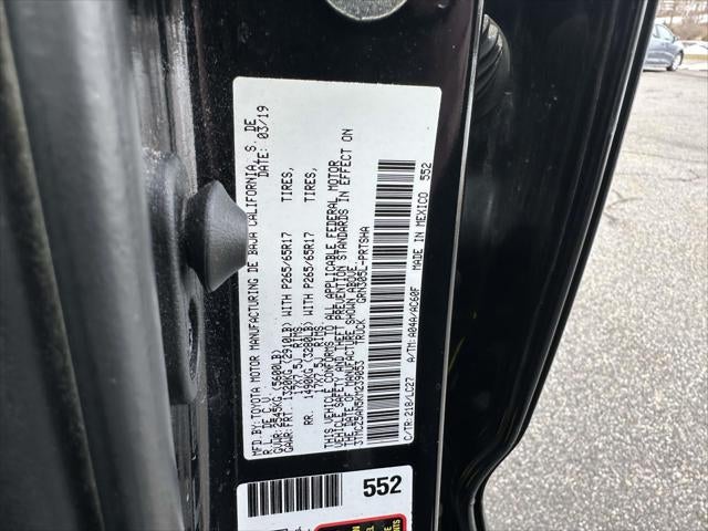 2019 Toyota Tacoma 4WD TRD Sport Double Cab 5' Bed V6 MT (Natl)