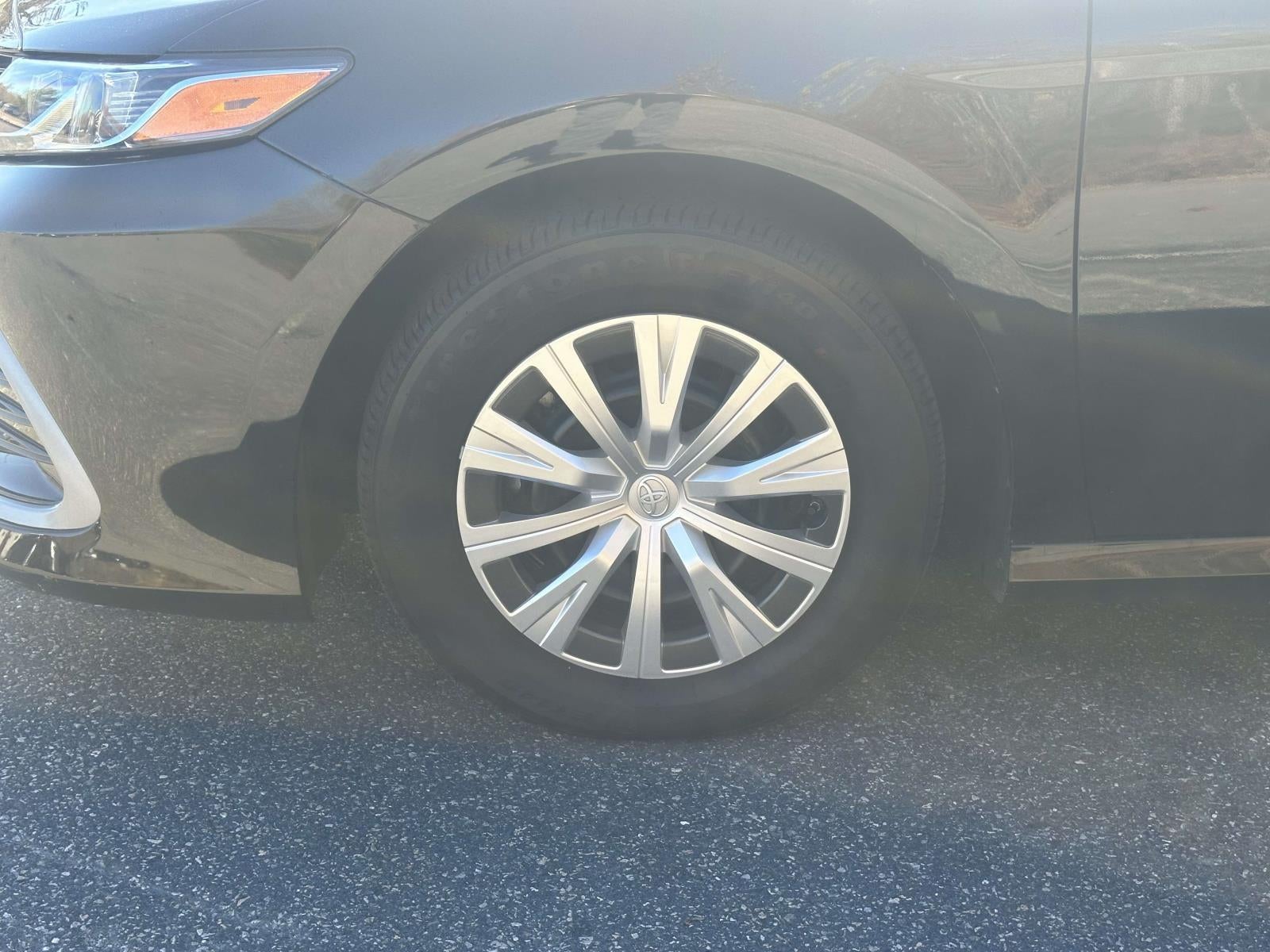 2024 Toyota Camry Hybrid LE CVT (Natl)