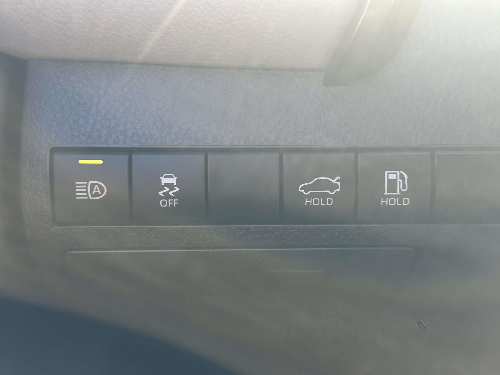 2024 Toyota Camry Hybrid LE CVT (Natl)