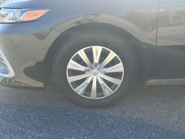 2024 Toyota Camry Hybrid LE CVT (Natl)