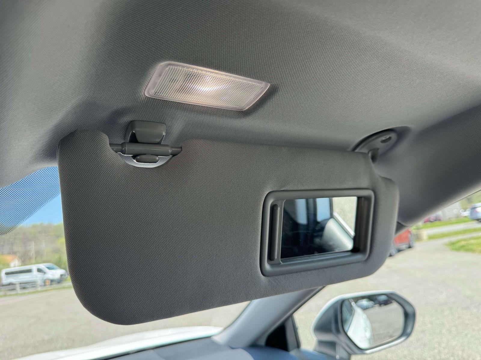 2024 Toyota Camry SE Auto (Natl)