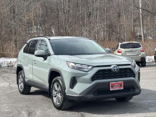 2022 Toyota RAV4 Hybrid XLE AWD (Natl)