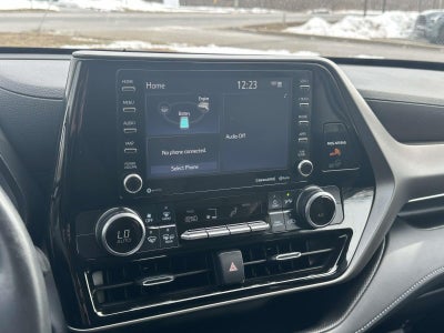 2022 Toyota Highlander Hybrid LE AWD (Natl)