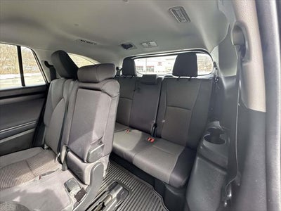 2022 Toyota Highlander Hybrid LE AWD (Natl)