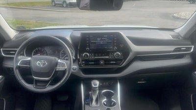 2022 Toyota Highlander XLE AWD (Natl)