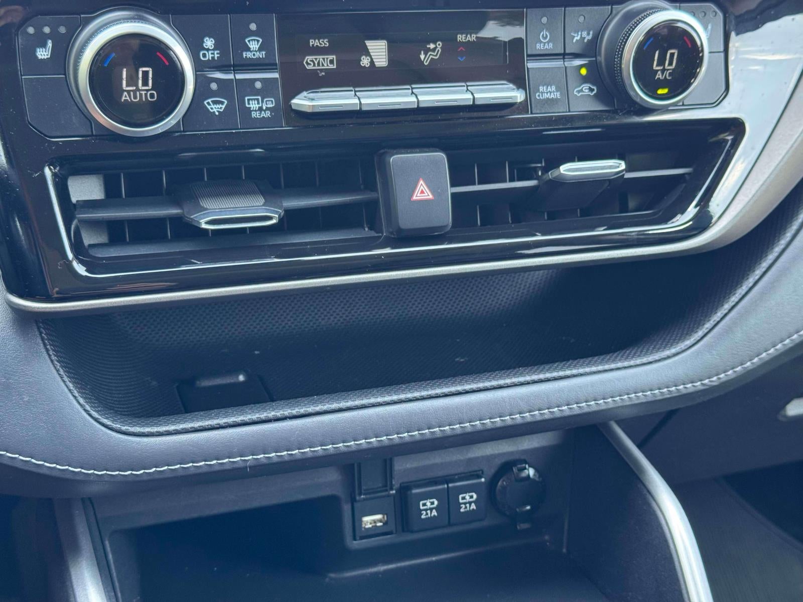 2021 Toyota Highlander XLE AWD (Natl)