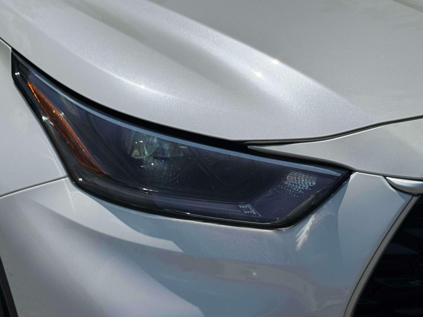 2021 Toyota Highlander XLE AWD (Natl)