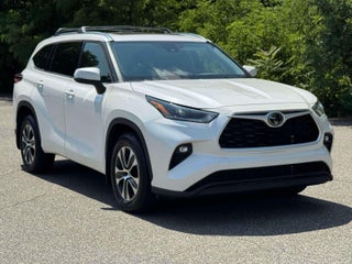2021 Toyota Highlander XLE AWD (Natl)