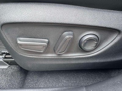 2023 Toyota Highlander Hybrid XLE AWD (Natl)