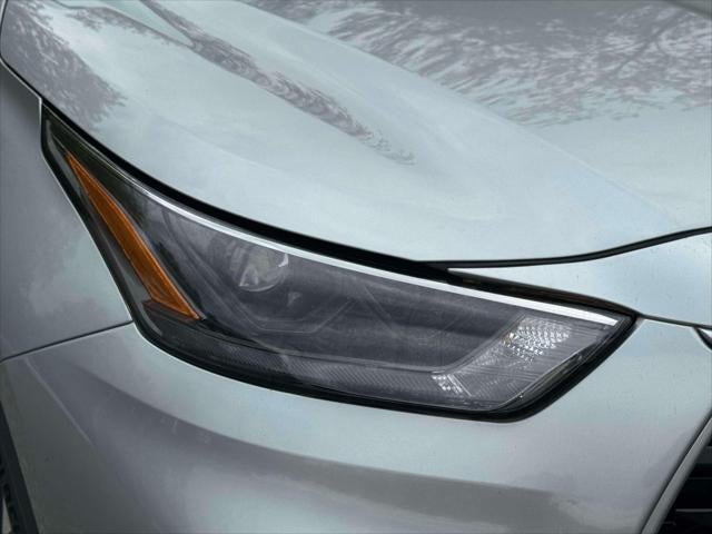 2023 Toyota Highlander Hybrid XLE AWD (Natl)