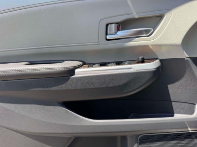 2021 Toyota Sienna XLE FWD 8-Passenger (Natl)