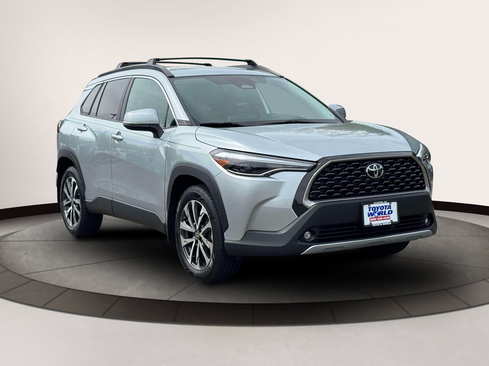 2023 Toyota Corolla Cross XLE 4WD (Natl)