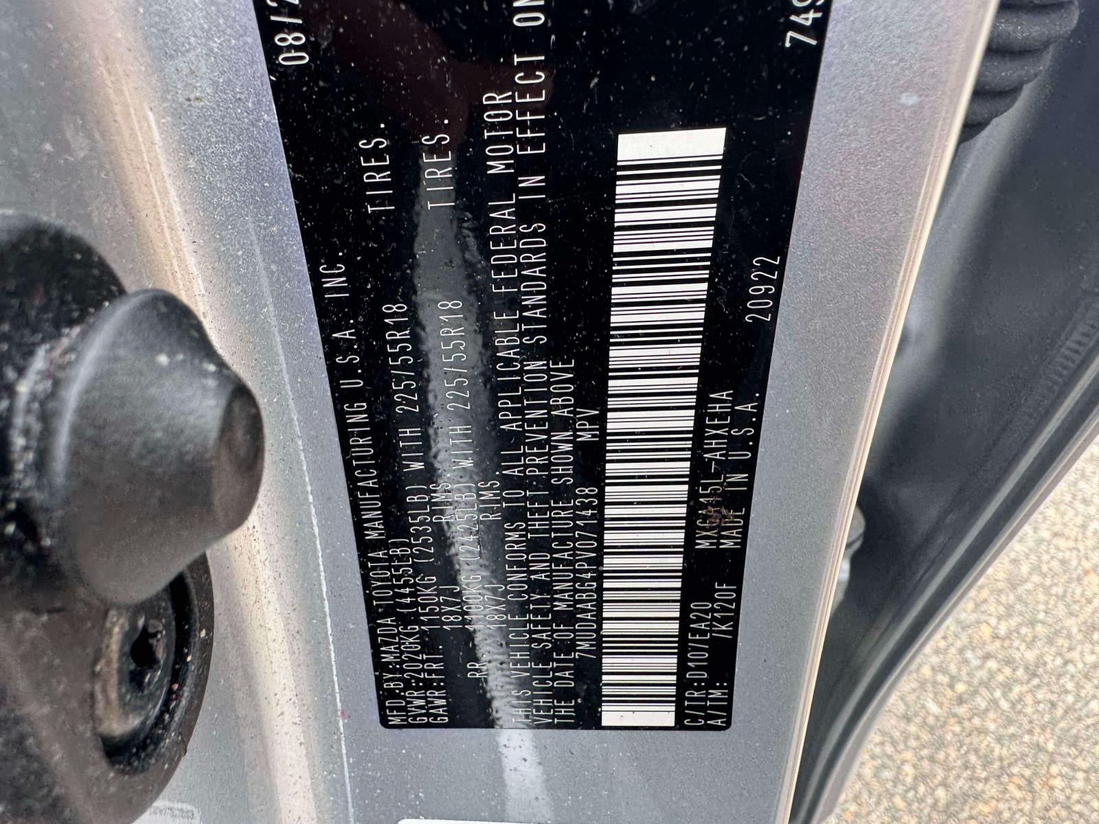 2023 Toyota Corolla Cross XLE 4WD (Natl)