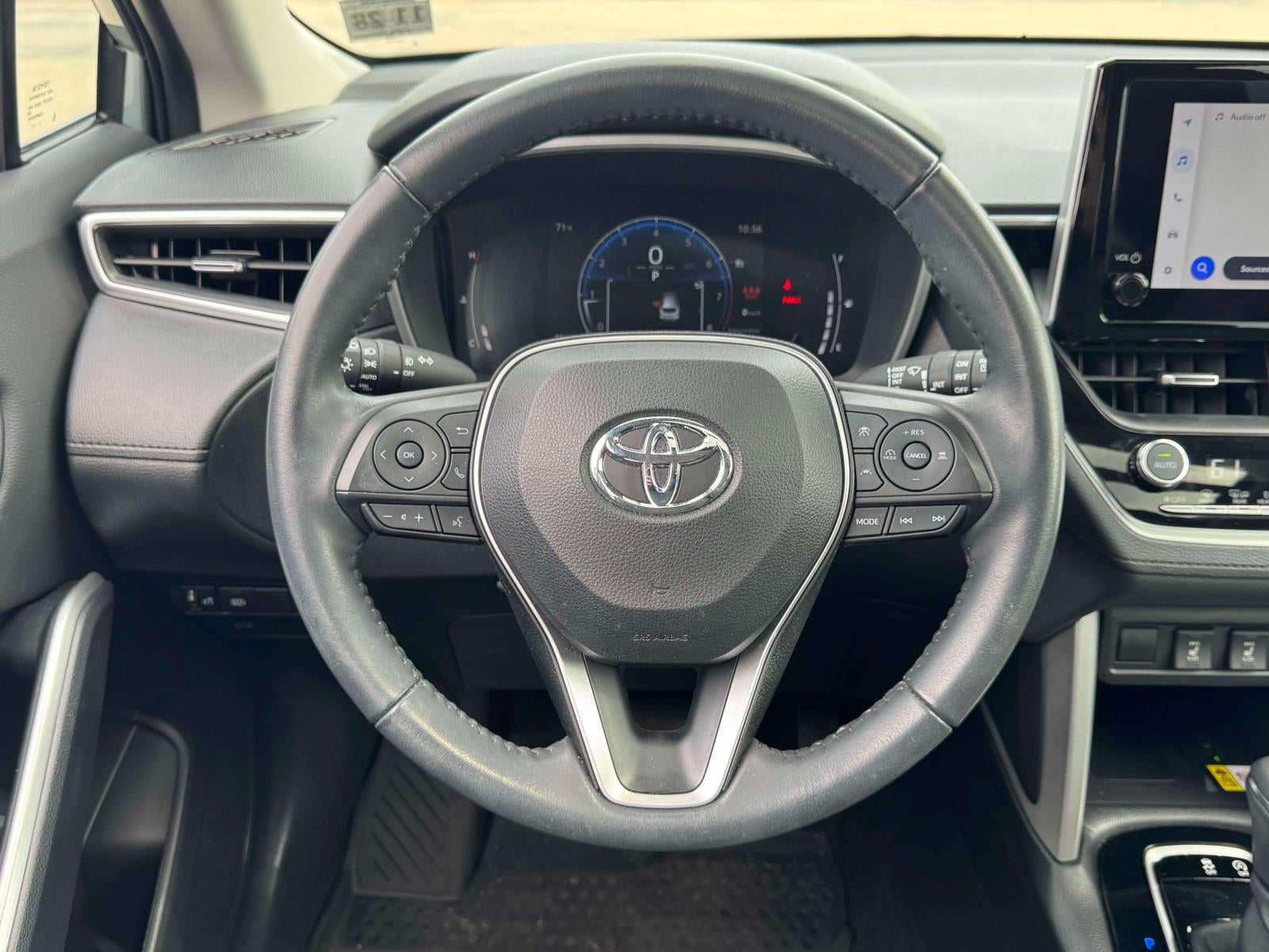 2023 Toyota Corolla Cross XLE 4WD (Natl)