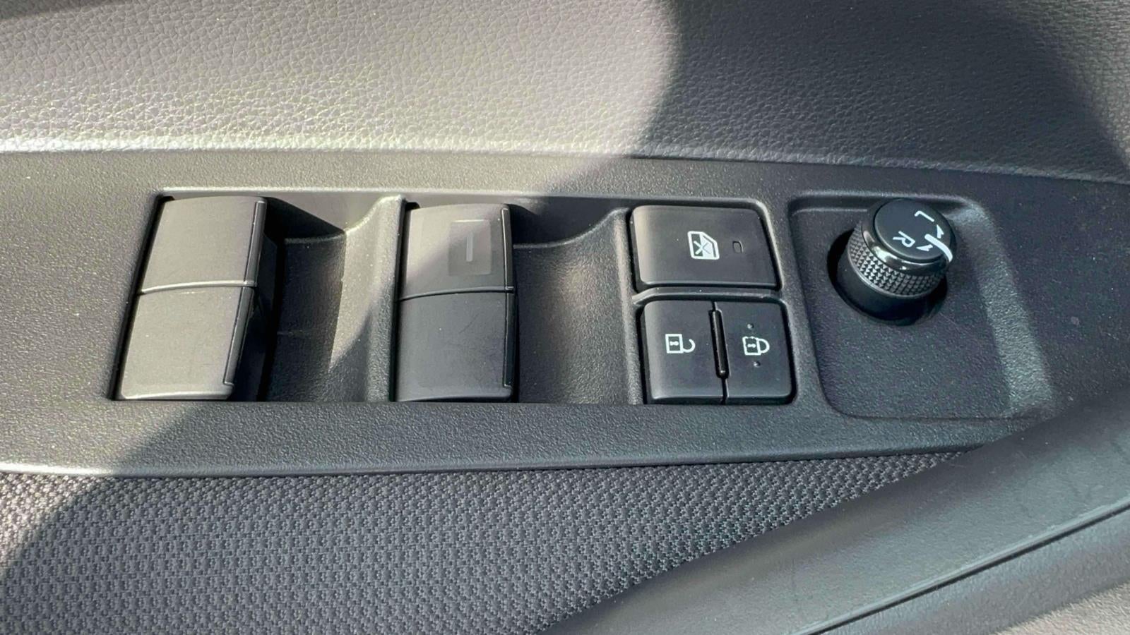 2024 Toyota Corolla LE CVT (Natl)
