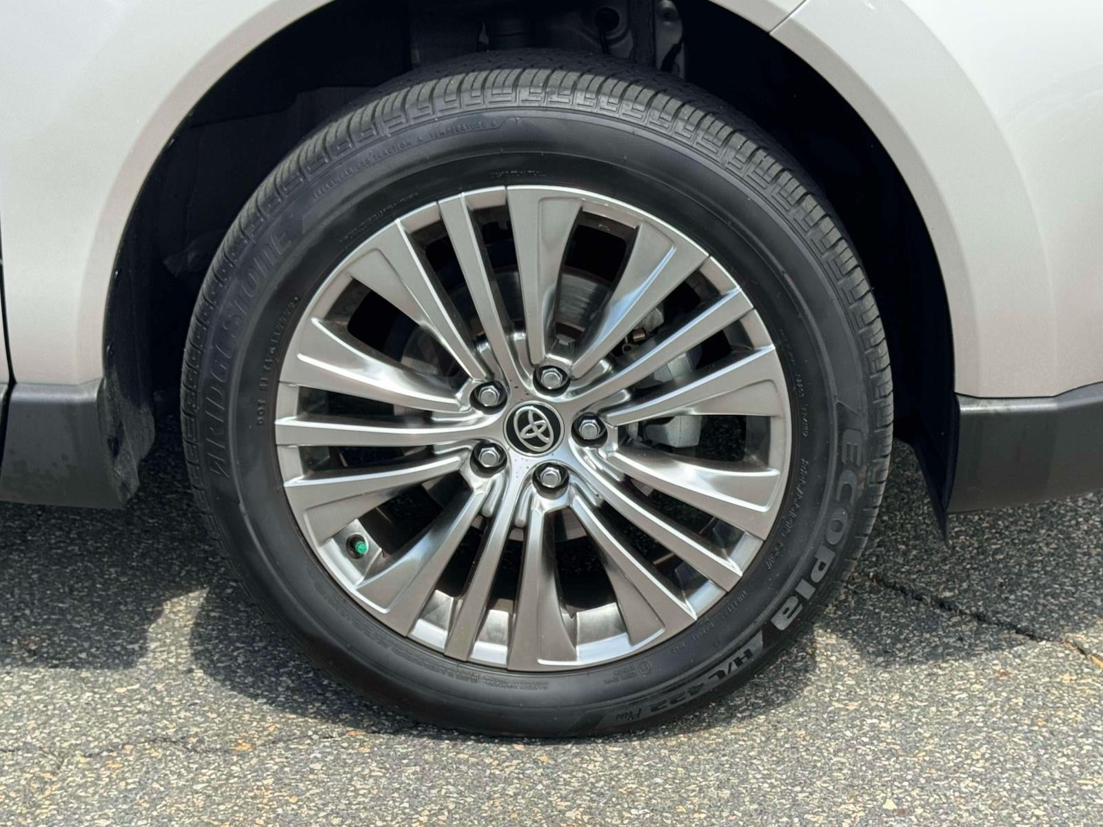 2023 Toyota Venza XLE AWD (Natl)