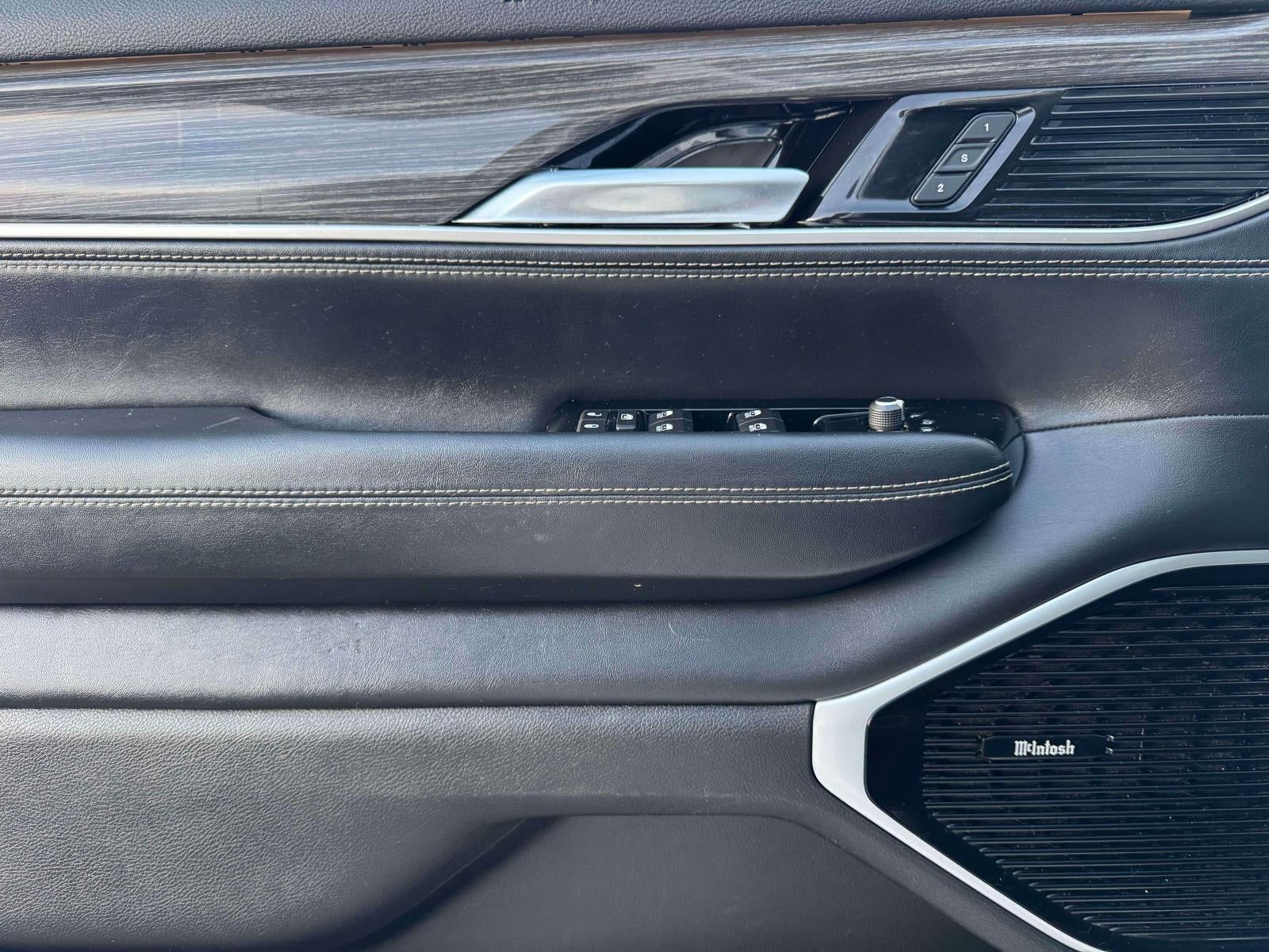 2022 Jeep Wagoneer Series III 4x4