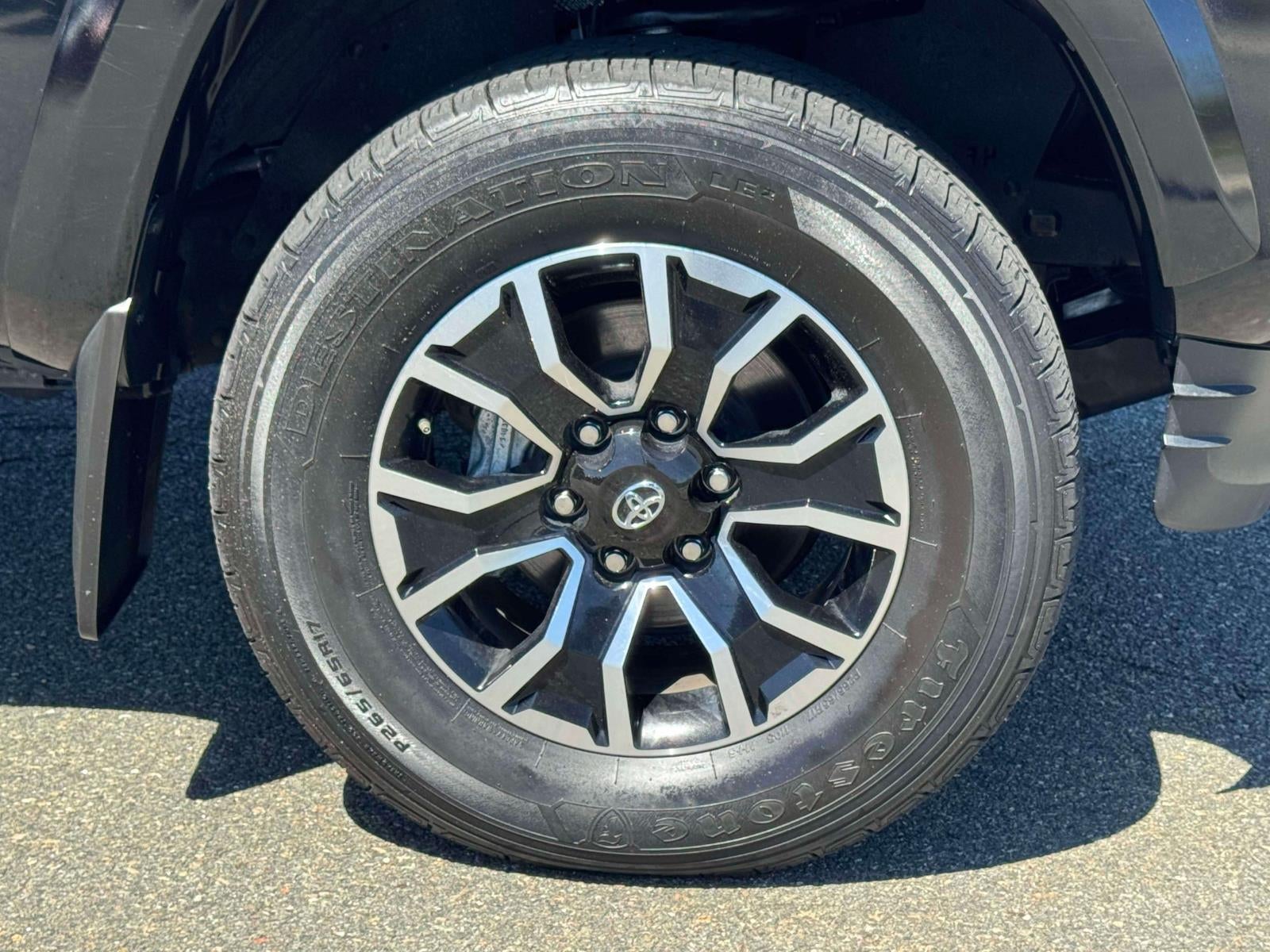 2023 Toyota Tacoma 4WD TRD Sport Double Cab 5' Bed V6 AT (Natl)