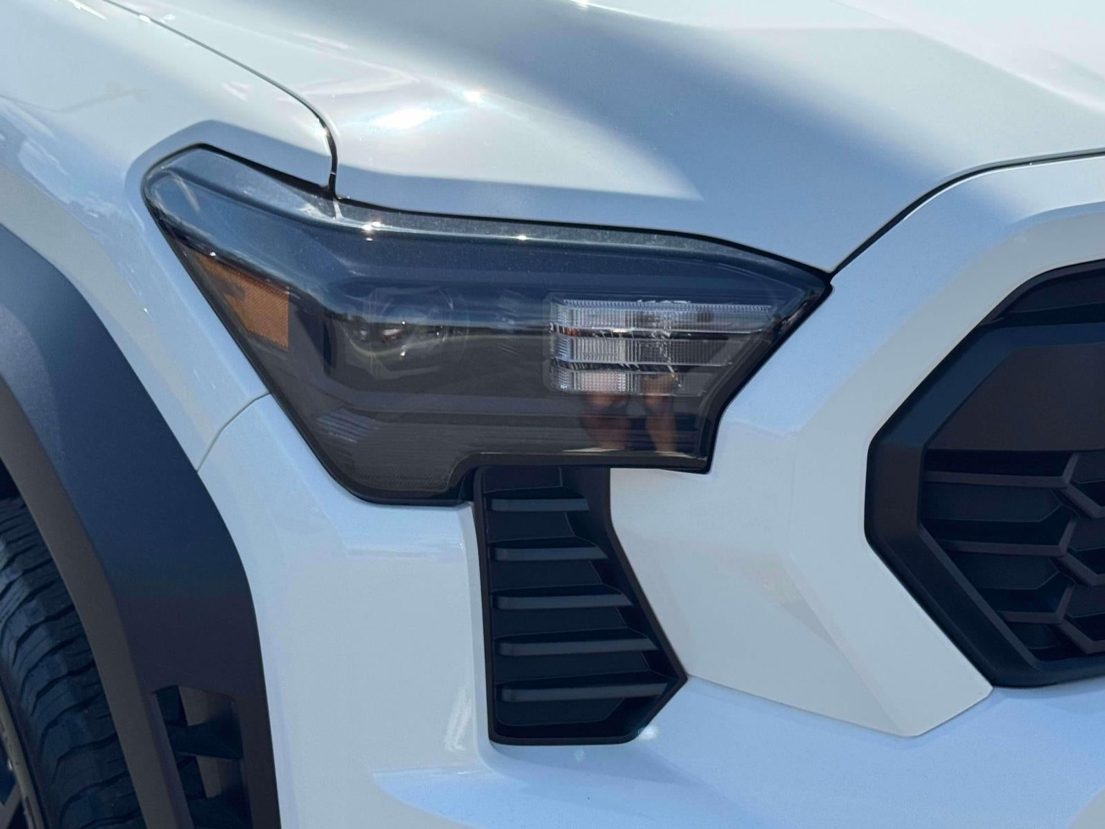 2026 Toyota Tacoma 4WD TRD Off Road Double Cab 5' Bed AT (Natl)