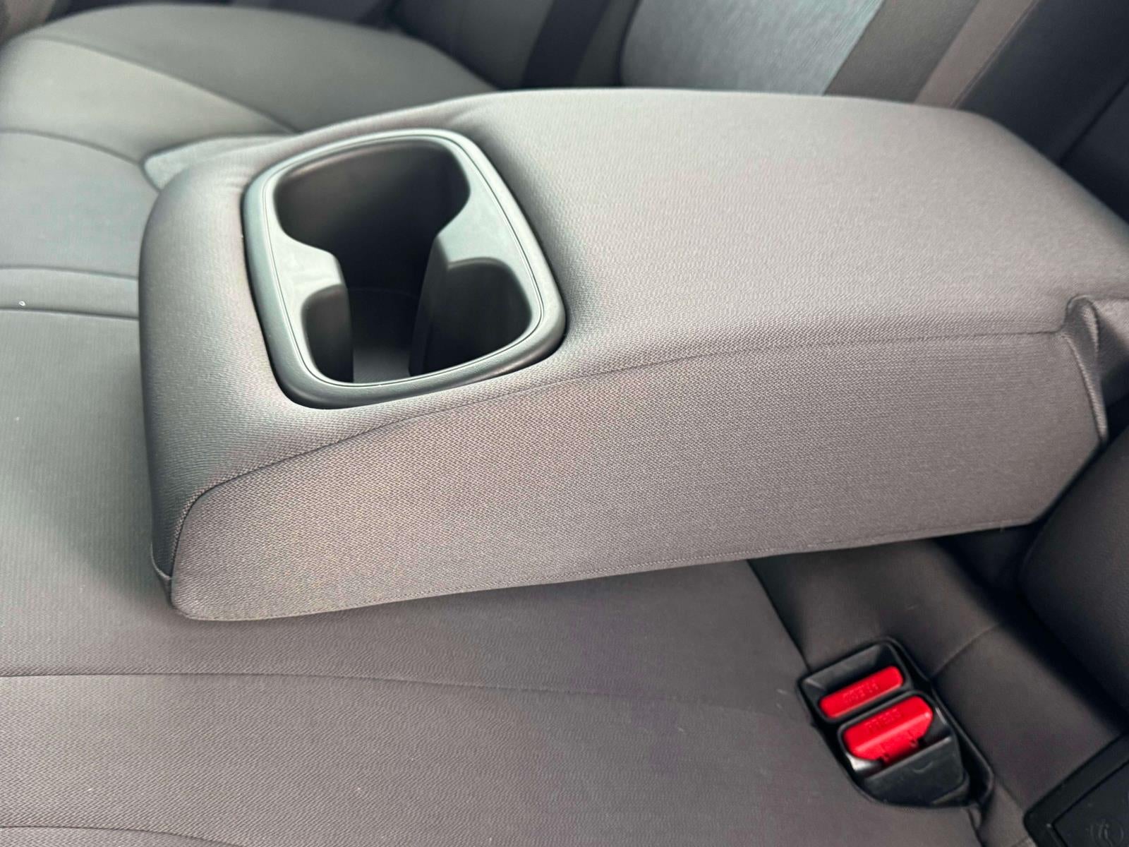 2022 Toyota Camry LE Auto (Natl)