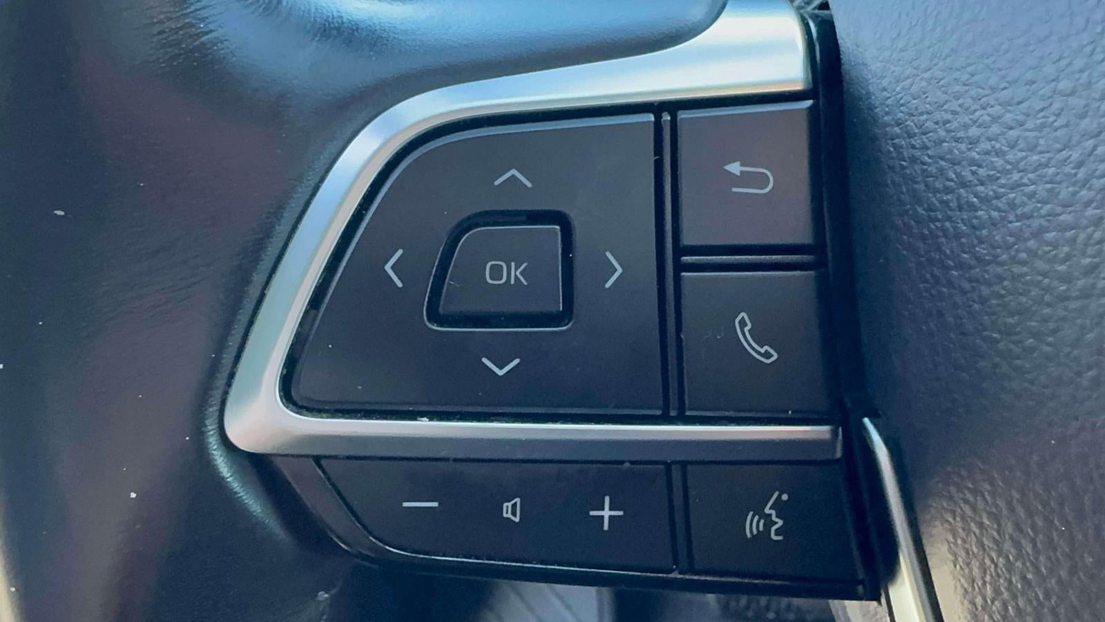 2021 Toyota Highlander XLE AWD (Natl)